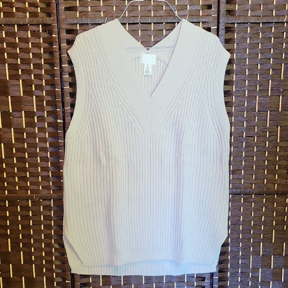 H&M Cream Sleeveless Knit Top